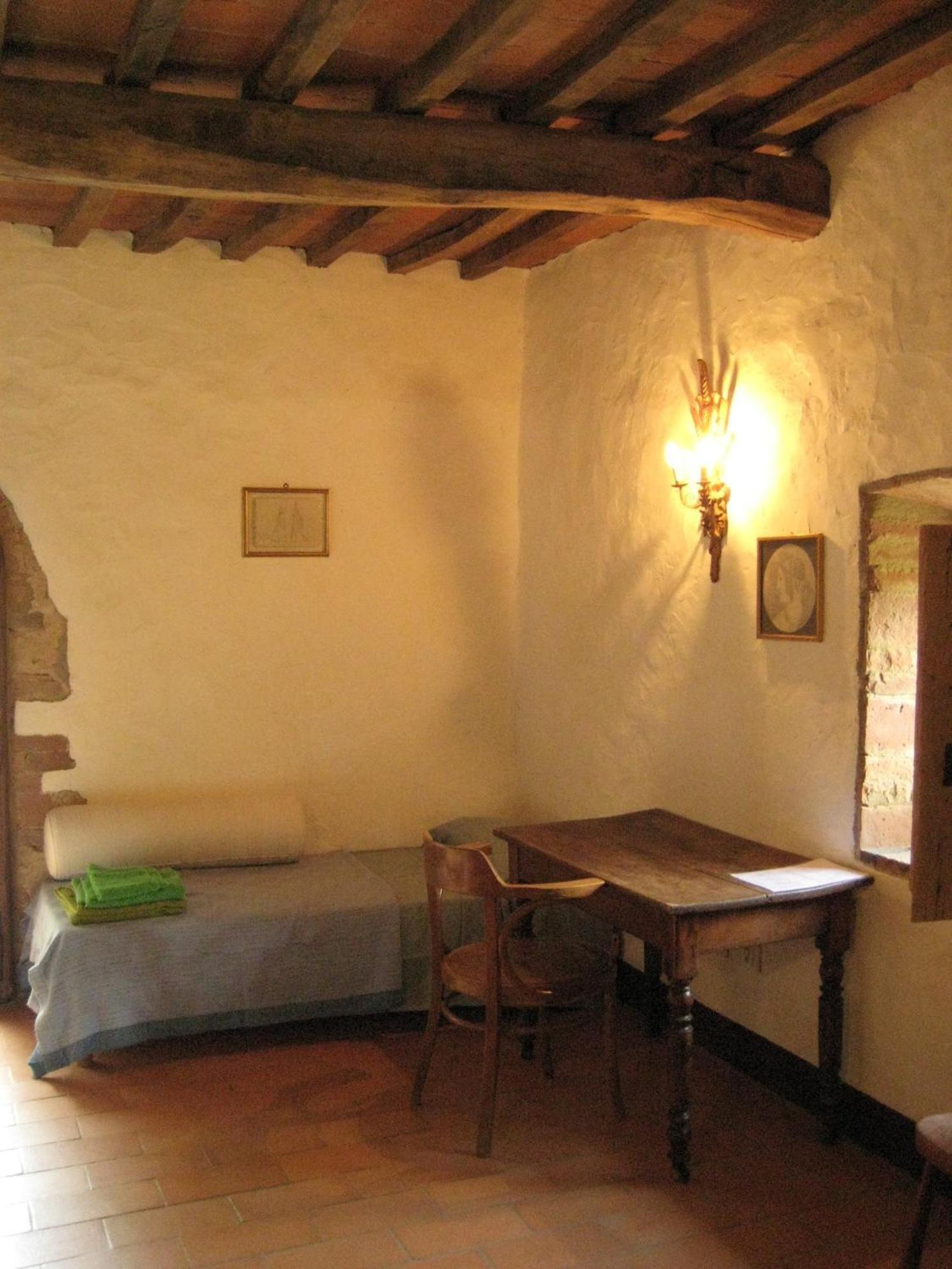 Agriturismo Il Casalino Пари Экстерьер фото