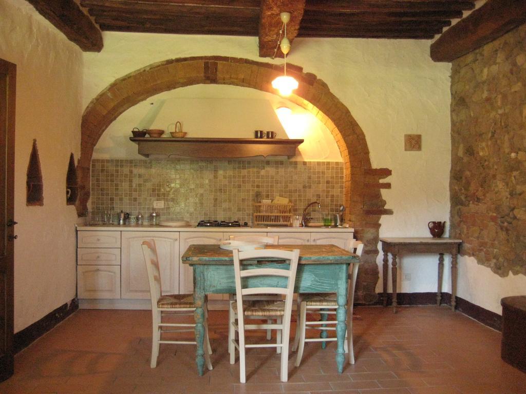 Agriturismo Il Casalino Пари Экстерьер фото