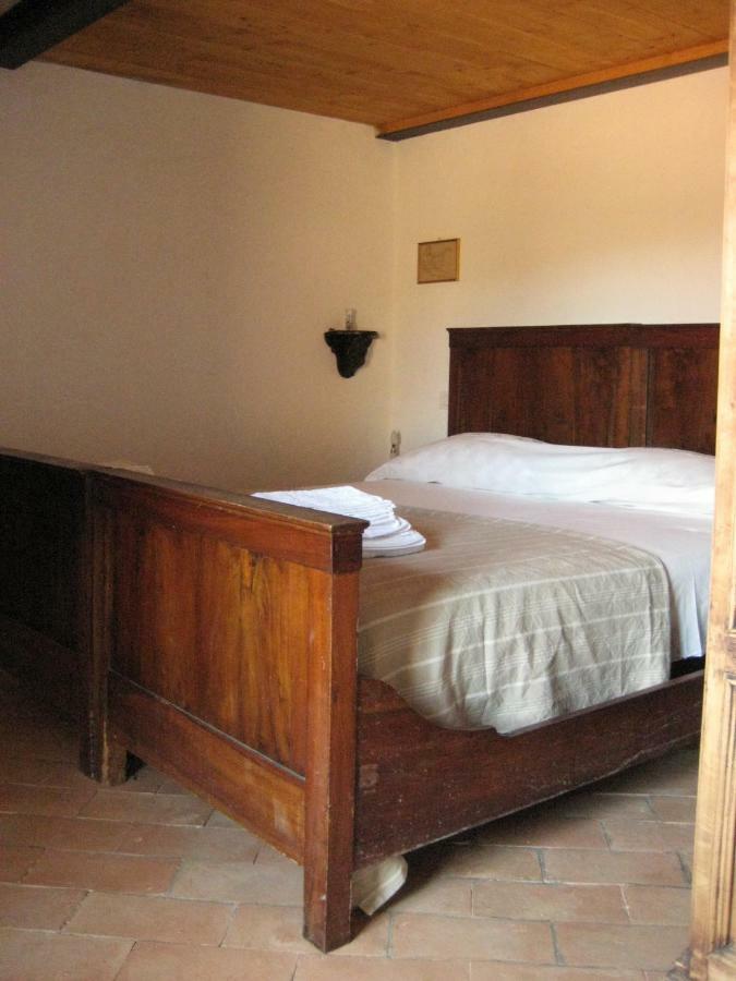 Agriturismo Il Casalino Пари Экстерьер фото