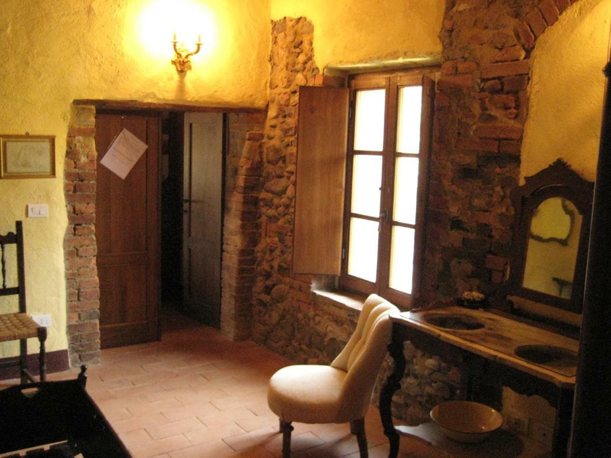Agriturismo Il Casalino Пари Экстерьер фото
